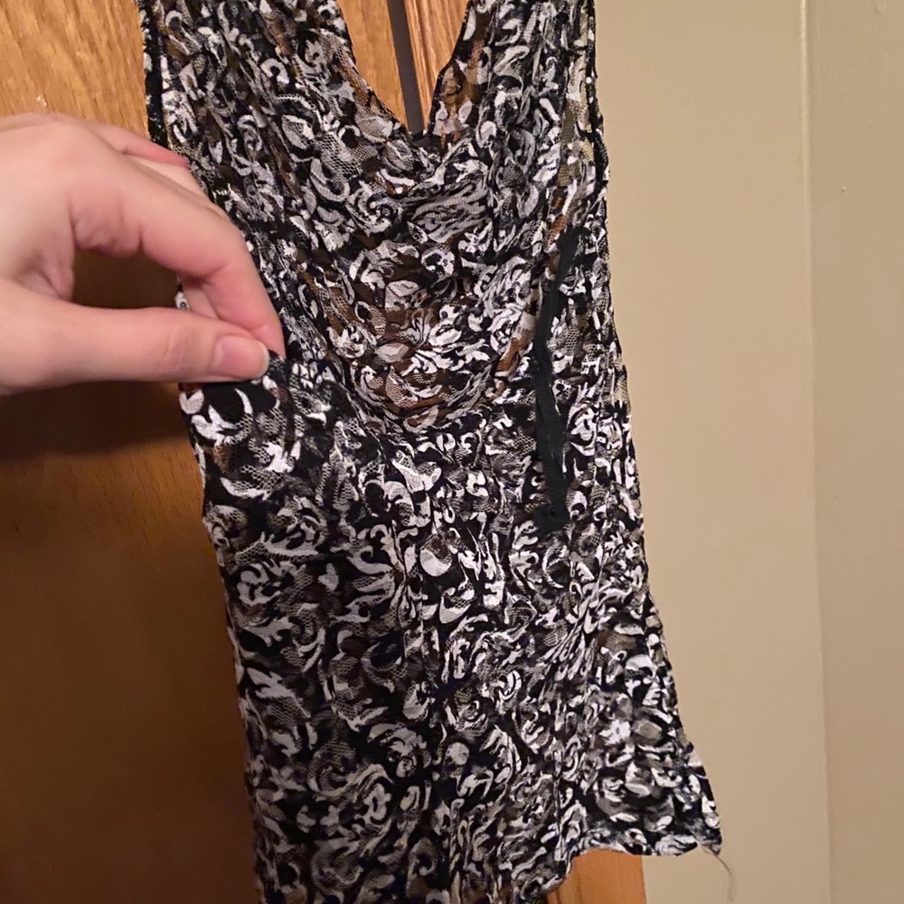 Halter top - Picture 4 of 5